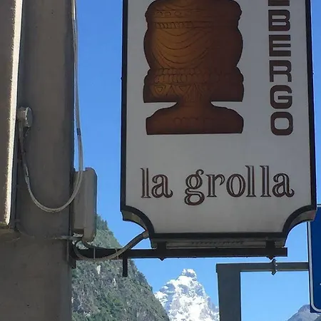 La Grolla 2* Antey-Saint-André